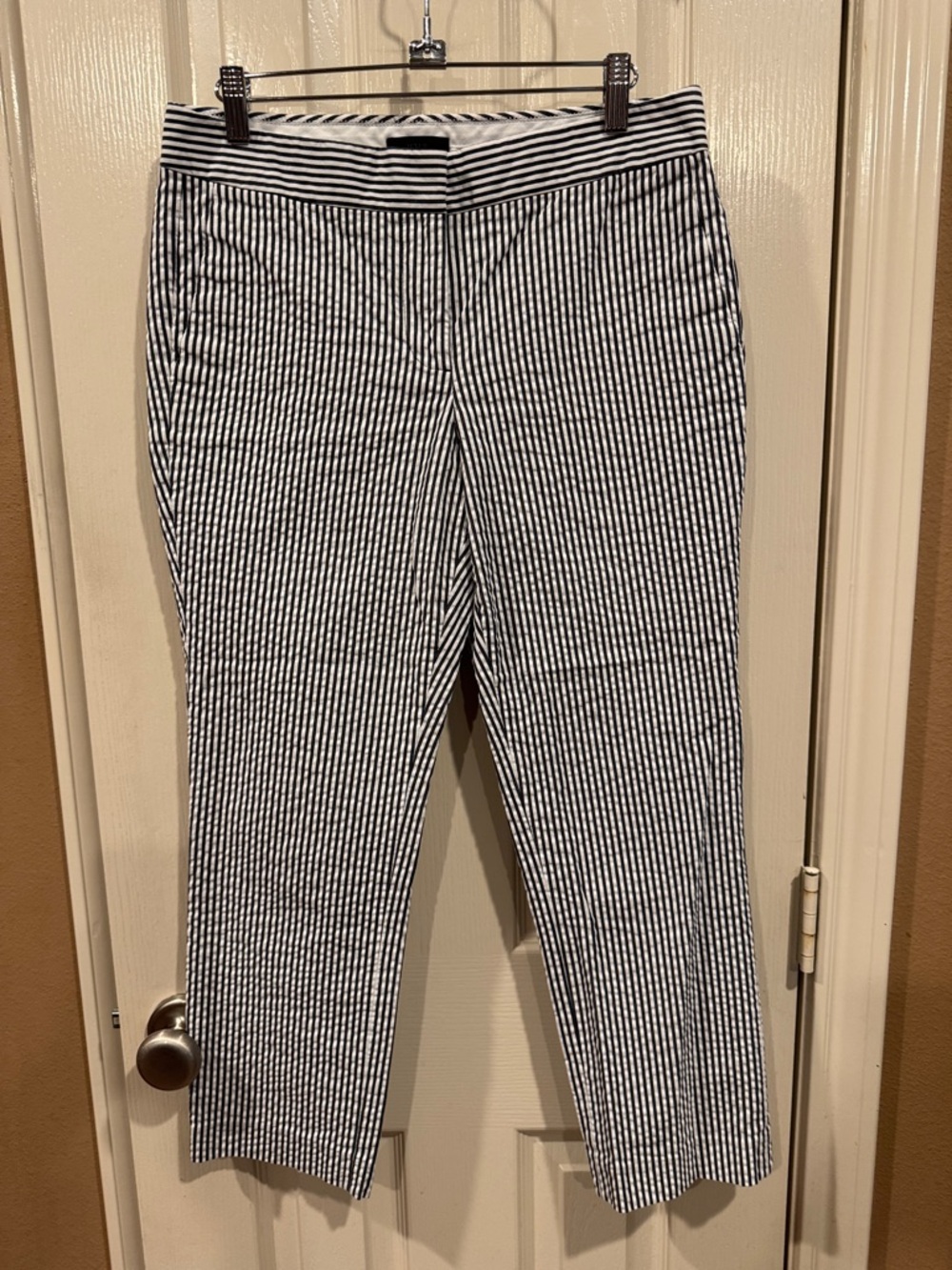 J Crew Navy and White Seersucker pants. Sz 4